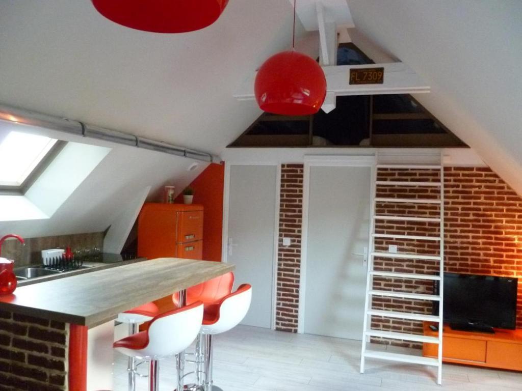 Les Gites De La Pomme D'Or Beuzeville Room photo